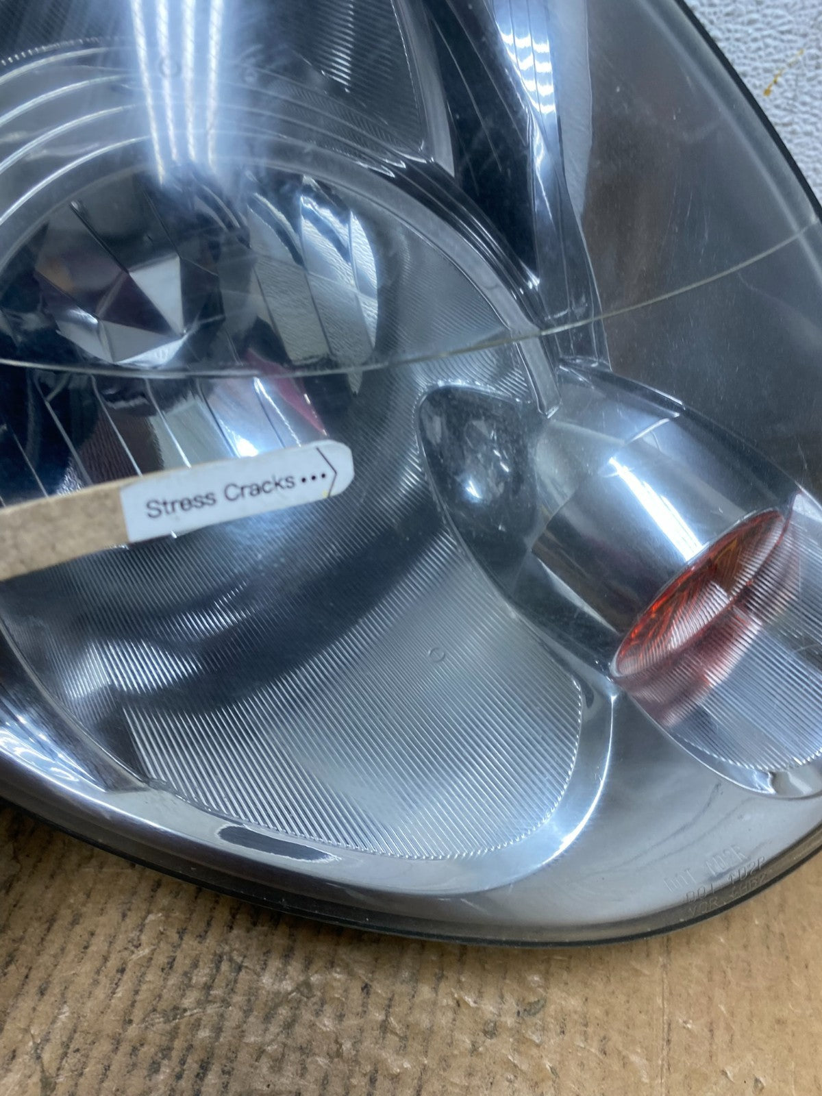 2005-2006 Infiniti G35 Right Passenger Hid Xenon Headlight Sedan AE0388 DW4