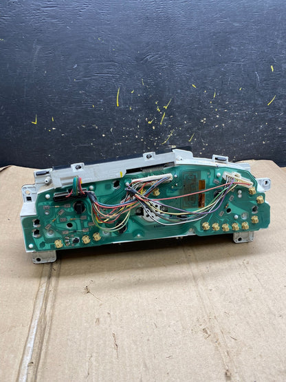 2001 - 2002 Ford Econoline E250 E350 Van Speedometer Instrument Cluster x5687 DG5