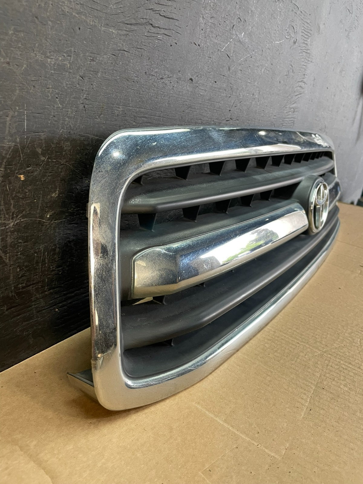 2001 to 2002 Toyota Tundra Front Grill Grille Chrome AF52592