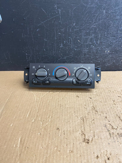 1999-2001 Chevrolet Tahoe AC Climate Control HVAC Rear Window Defogger af1569 DG0