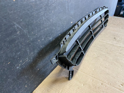 2012 to 2014 Hyundai Accent Front Bumper Lower Center Grille Q5700 DG5