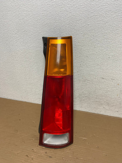1997 1998 1999 2000 2001 Honda Crv Cr-v Right Passenger Tail Light AD4202 LK0