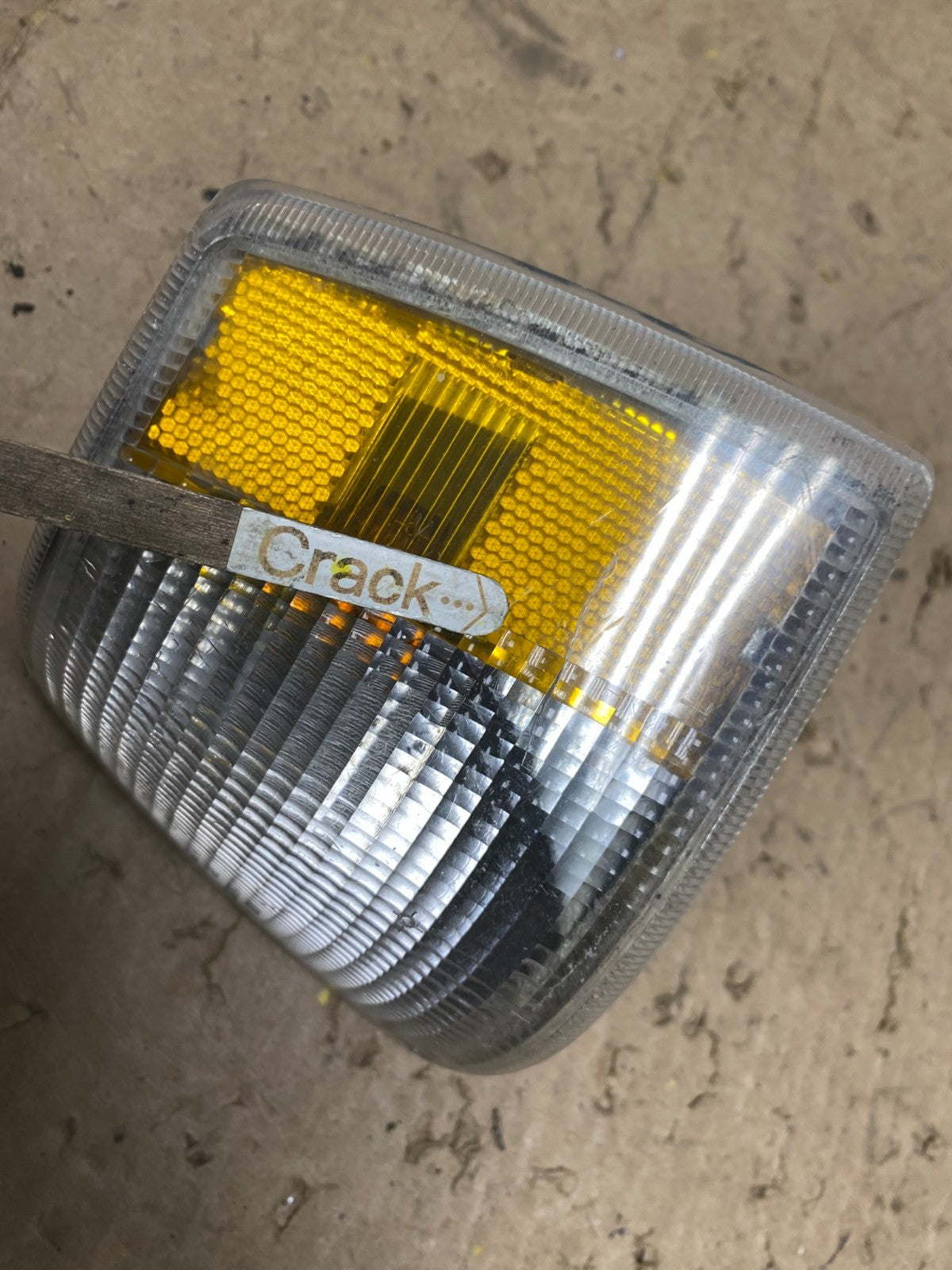 1991 to 1995 Volvo 940 Left Driver Side Headlight Turn Signal X2197 PS3