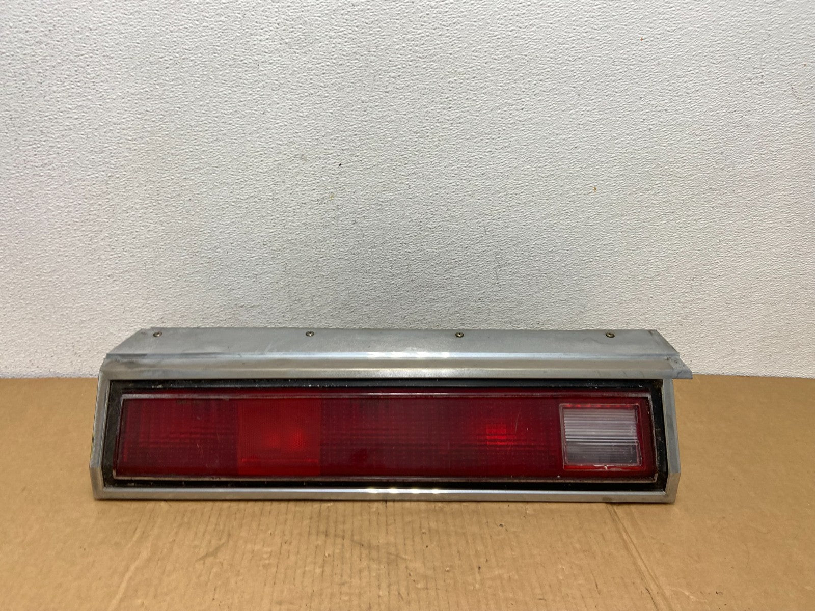 1978 1979 1980 Buick Regal Left Driver Side Tail Light AC7541 DG0
