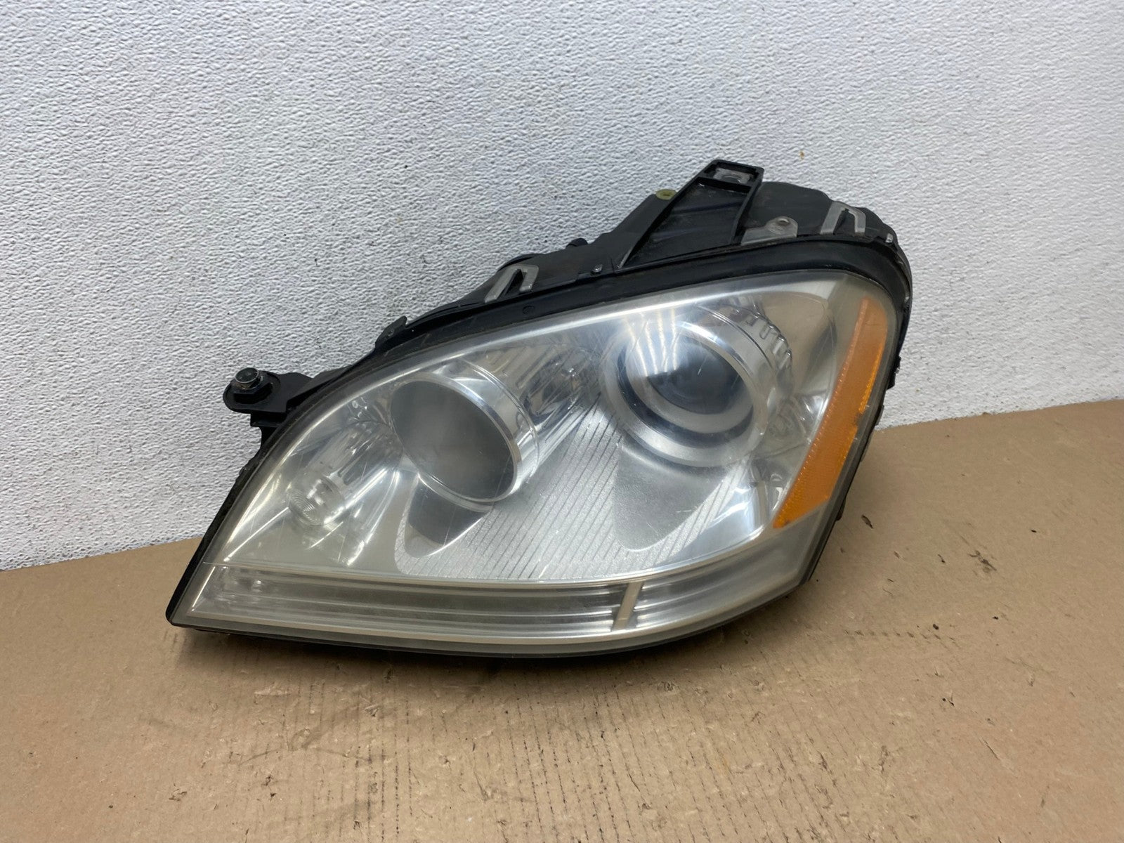Halogen 2006-2009 Mercedes-Benz ML-Class Headlight Left Driver LH AF3165 LK0