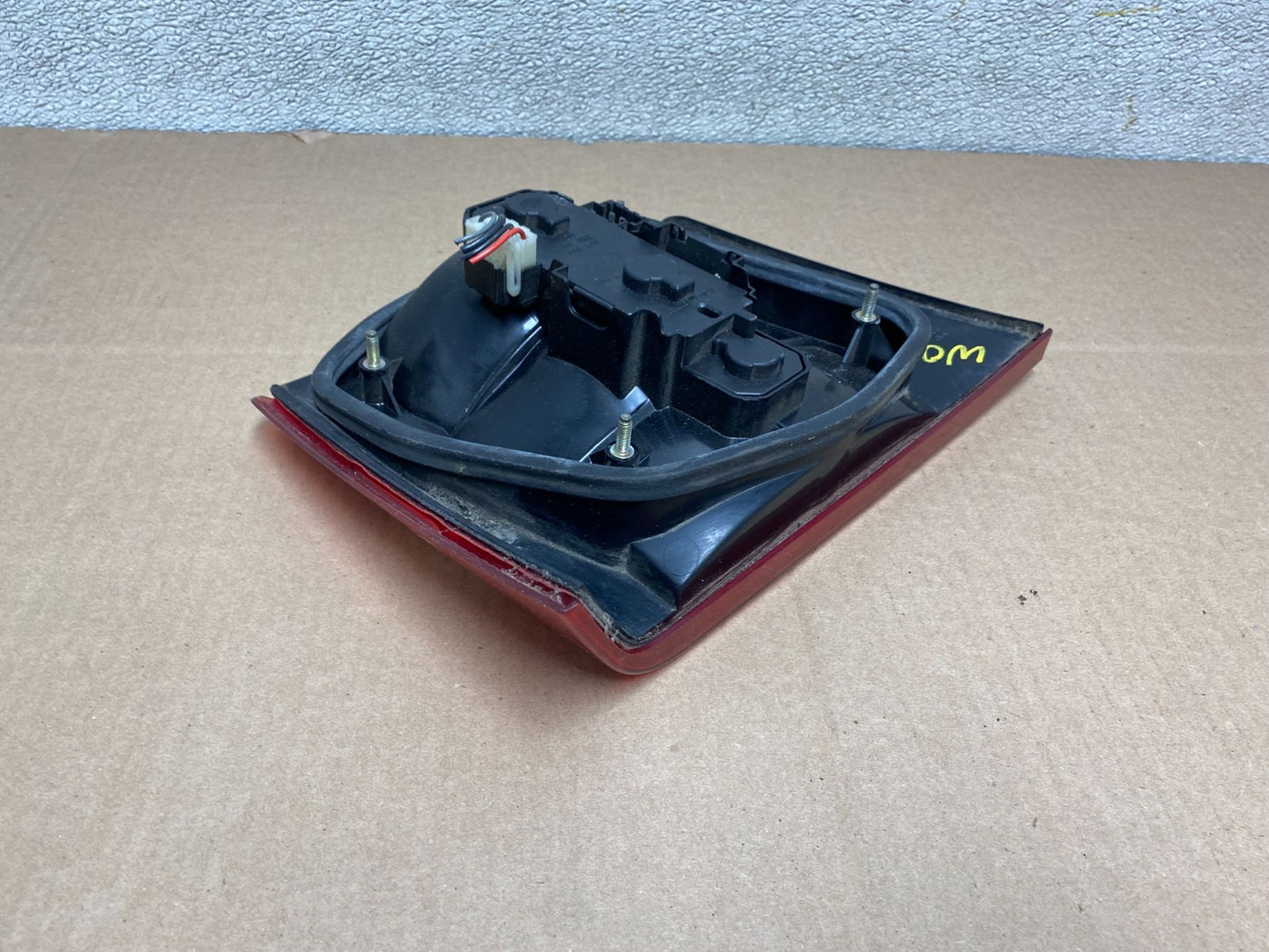 1995 to 1997 Volvo 940 960 Right Passenger RH Side Inner Tail Light Oem W0480 DW5