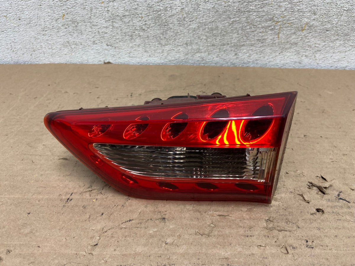 2009-2017 Infiniti FX35 FX50 QX70 Right Passenger Inner Tail Light AI1005 LK0