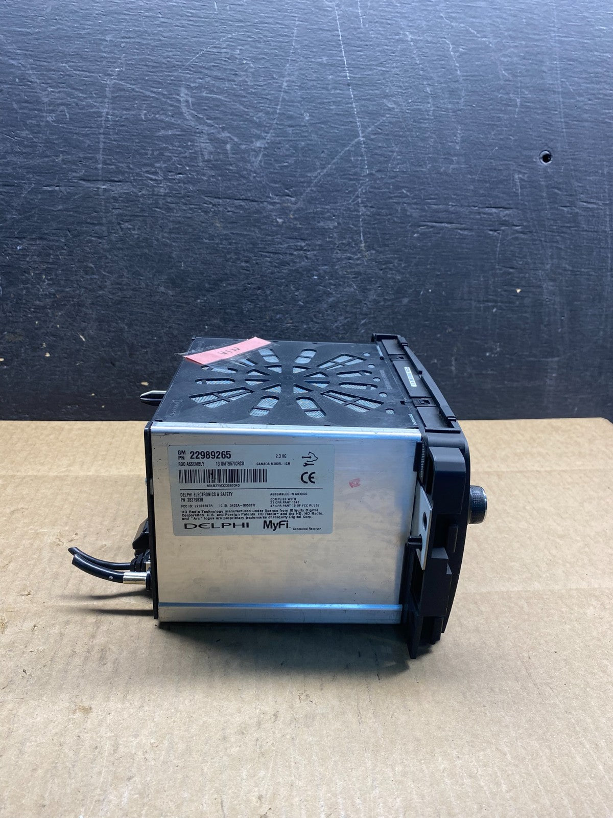2007 to 2014 Chevrolet GMC Cadillac Radio Navigation Screen Display AG9522 DG2