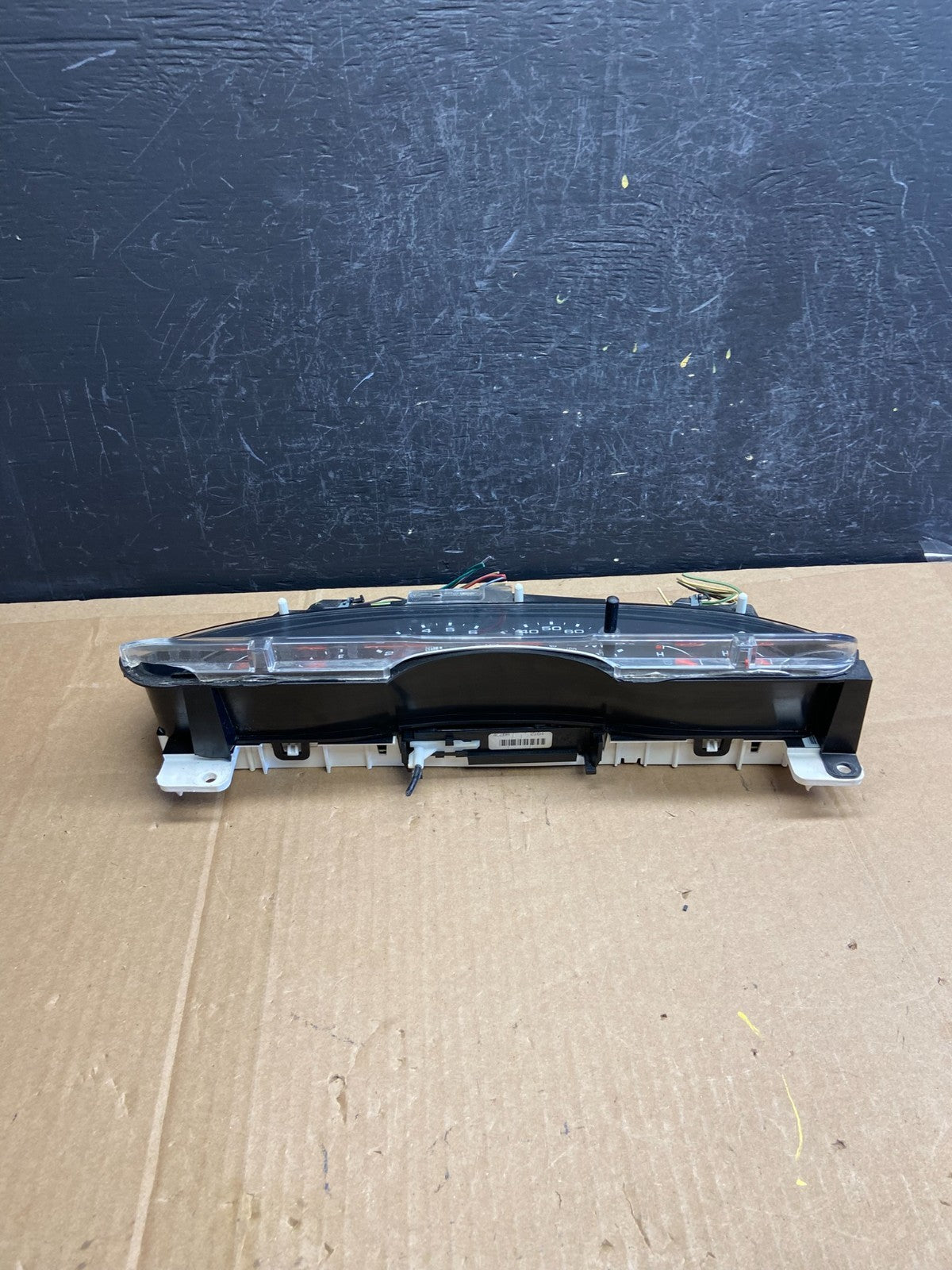 2006 Ford E350 Gauge Speedometer Cluster ad2149 DG5