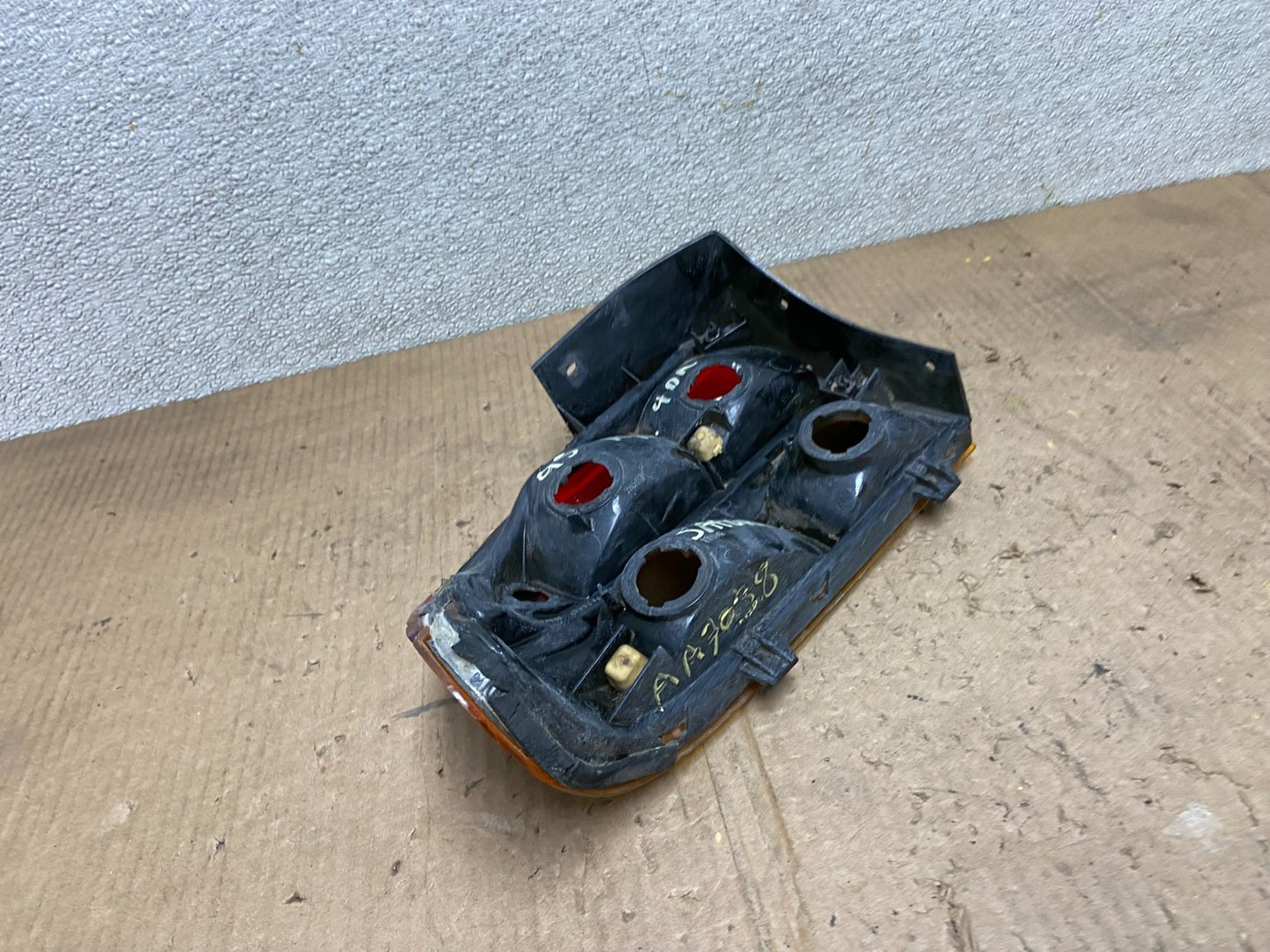 1993 - 1995 Saturn SL S-Series Right Passenger RH Side Tail Light OEM AA7038 DW5
