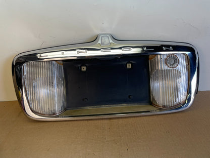 1998-2002 Lincoln Town Car Trunk Finish Panel Reverse License Plate AG3119 DG0