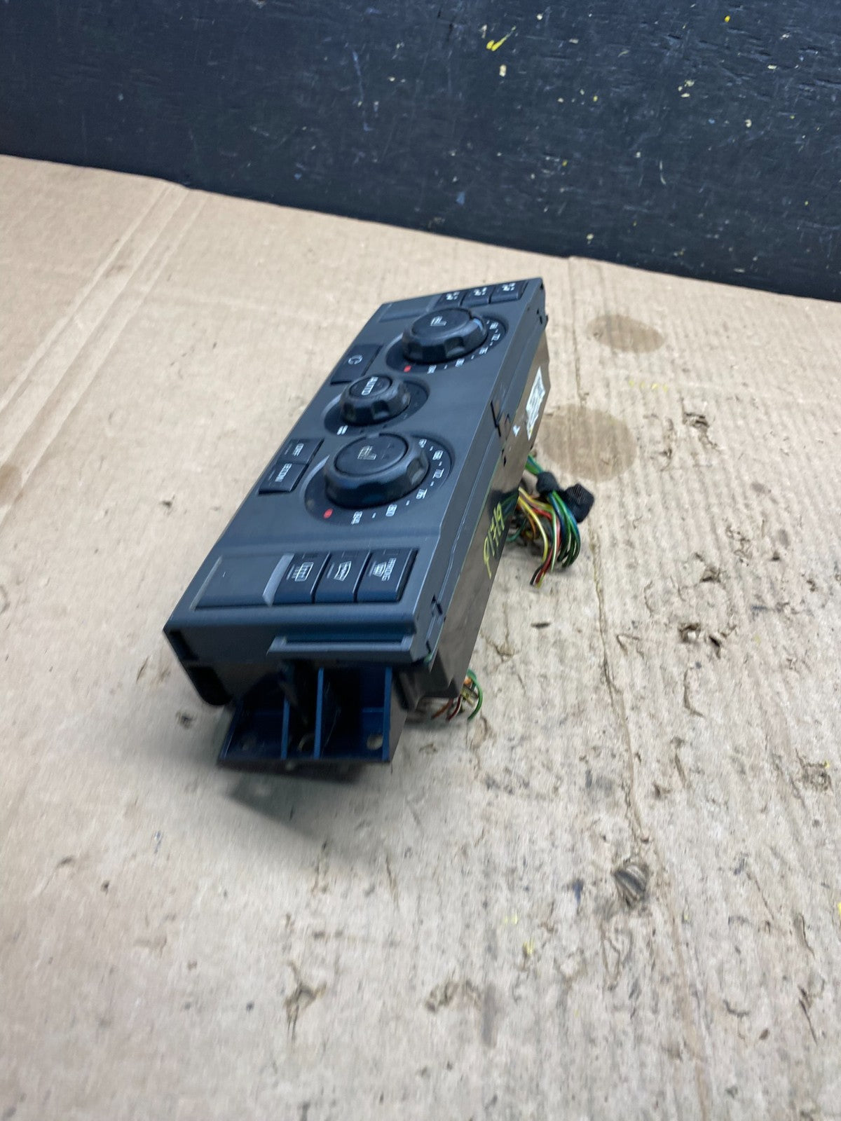 2008 to 2009 Land Rover Range LR3 AC Heater Climate Control Module p1719 DG2