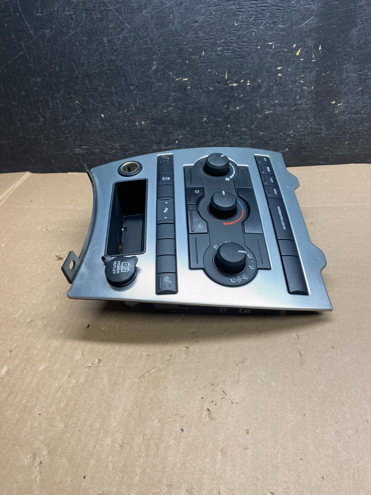 2005 2006 2007 Jeep Commander Grand Cherokee A/C Climate Control Bezel AI6336 DG2