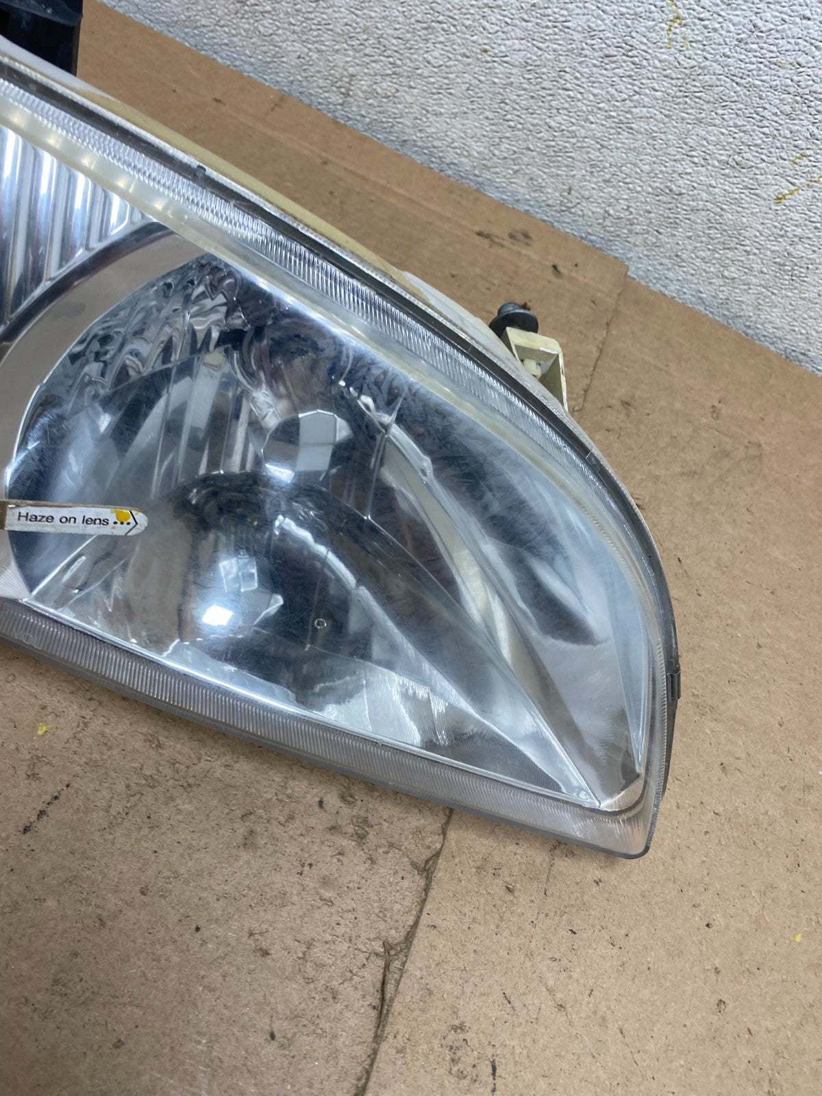 2001 2002 2003 Toyota Sienna Right Passenger Rh Side Headlight Halogen P9864 DW5