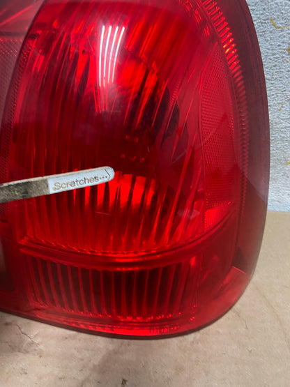2003 to 2011 Lincoln Town Car Right Passenger Rh Tail Light AH9397 LK3
