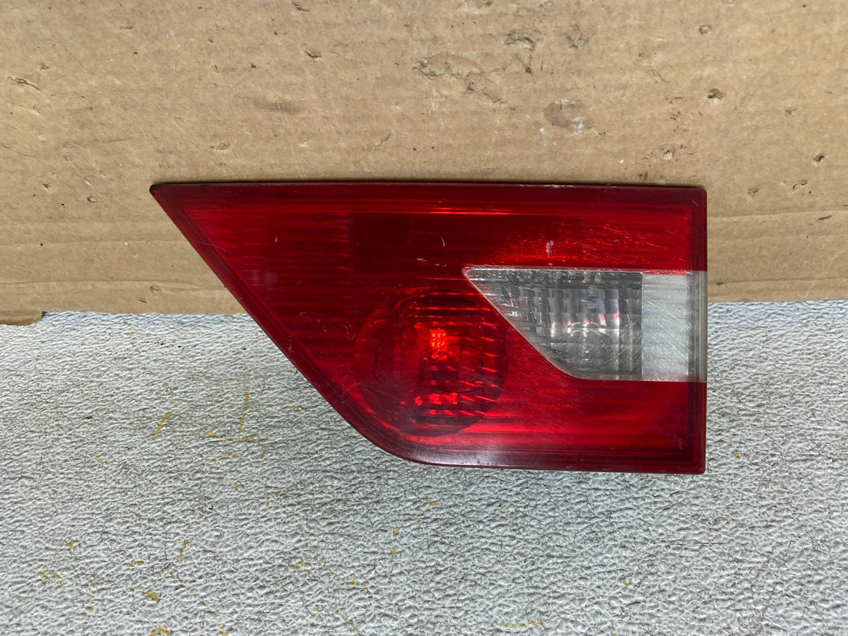 2004 2005 2006 Bmw X3 Right Passenger Rh Inner Tail Light AH9043 LK0