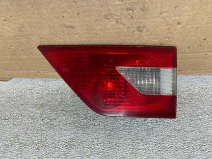 2004 2005 2006 Bmw X3 Right Passenger Rh Inner Tail Light AH9043 LK0