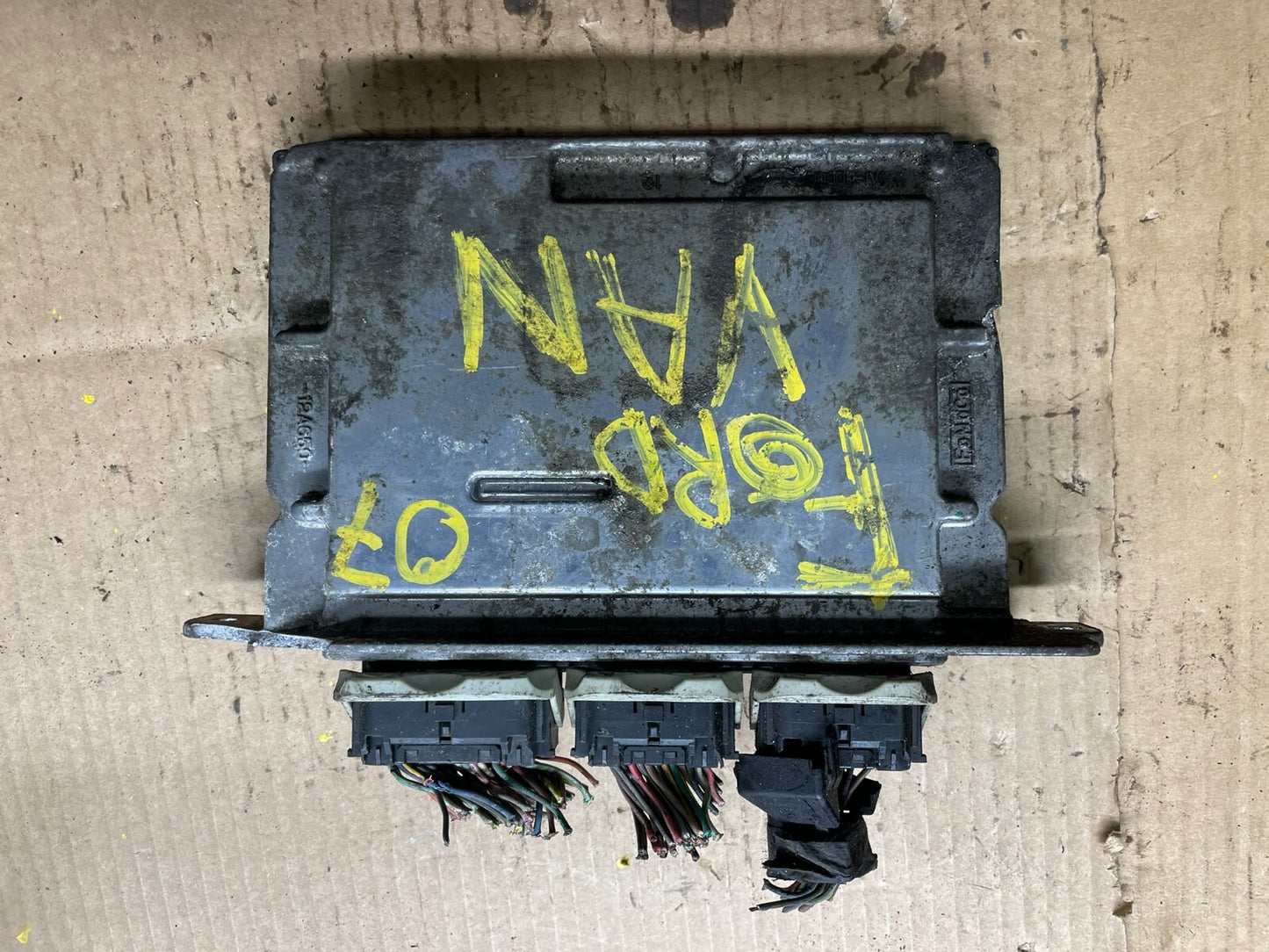 2007 to 2008 Ford E150 Computer Engine ECM 7C2A-12A650-BBA N4935 DG0