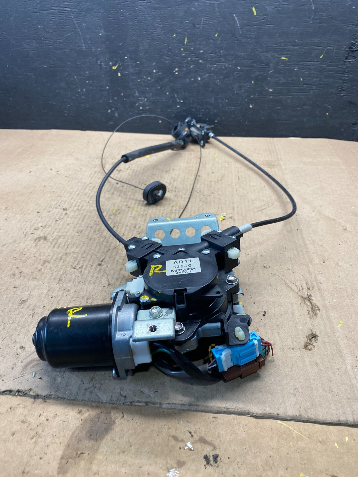 2005 - 2010 Honda Odyssey Rear Right Sliding Door Lock Actuator Motor R8422 DG1