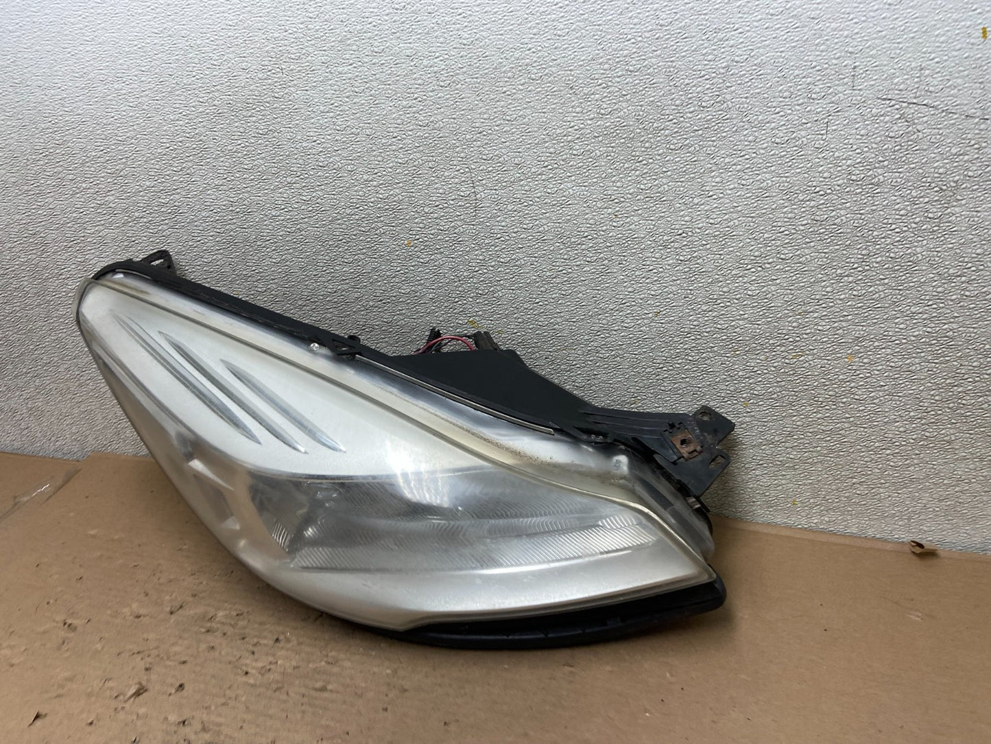 2013 - 2016 Ford Escape Headlight Right Passenger RH Side Halogen AB0170 DW1