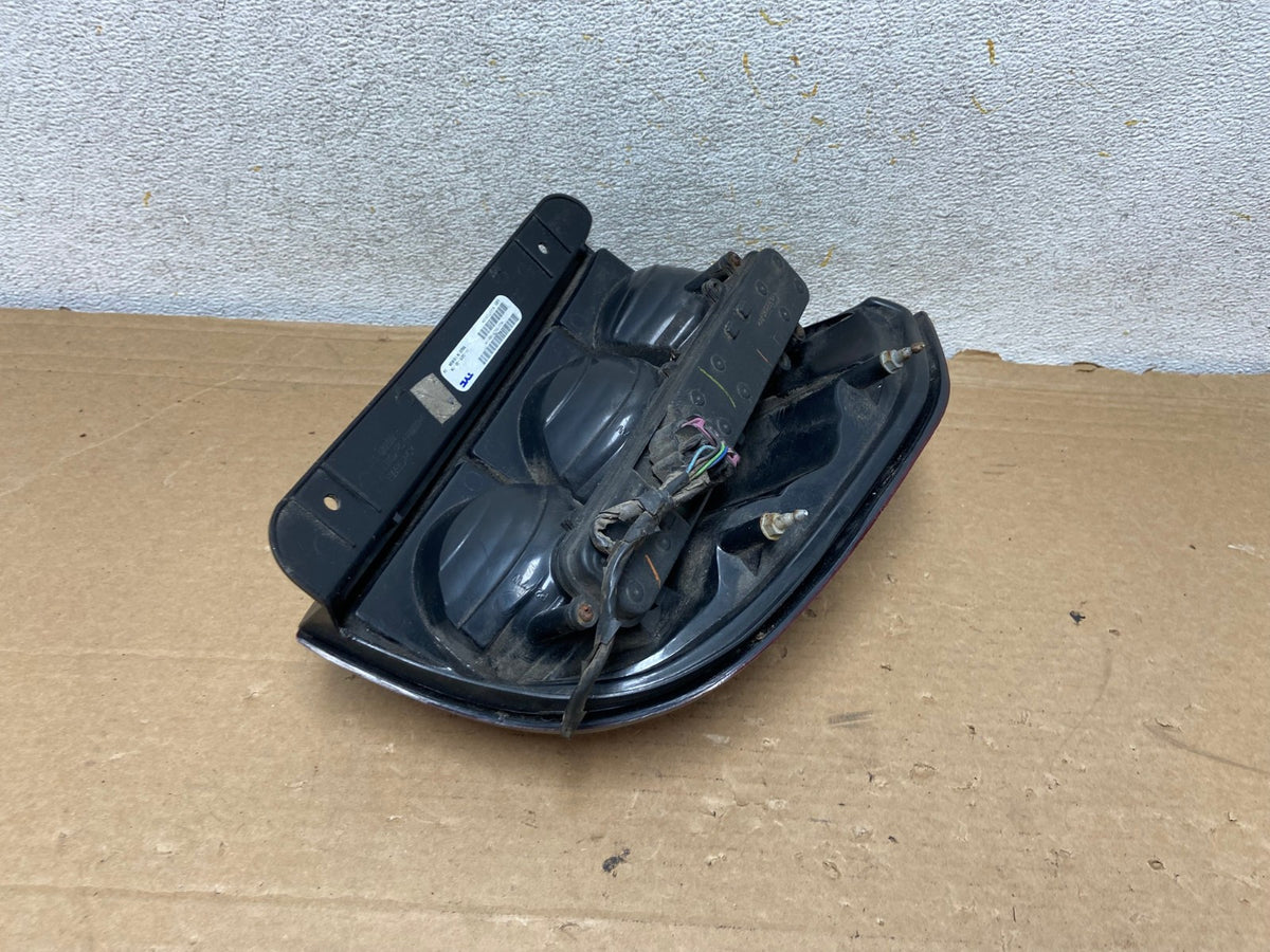 2002 to 2009 Chevrolet Trailblazer Right Passenger Rh Tail Light DEPO AH8360 LK3