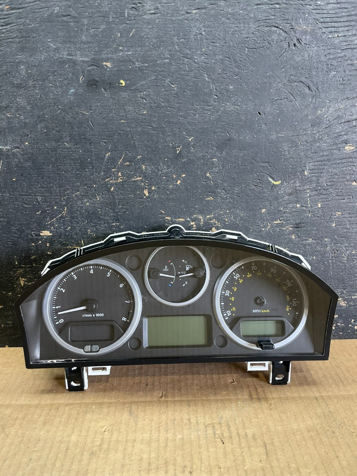 2008 2009 Land Rover Range Rover Sport Speedometer Cluster Gauge AA9305 DG0