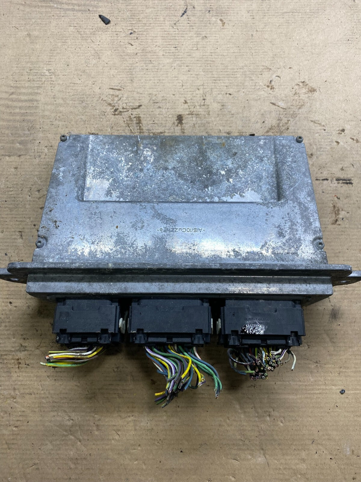 2009 2010 Ford Escape Hybrid Engine Control Unit ECU Computer Module N6821 DG2