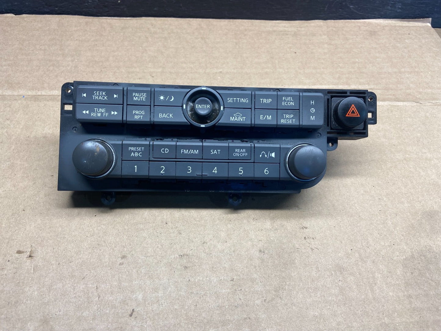 2004-2006 Nissan Quest, Audio Equipment Radio Control Panel 28098-5Z016 AE24850