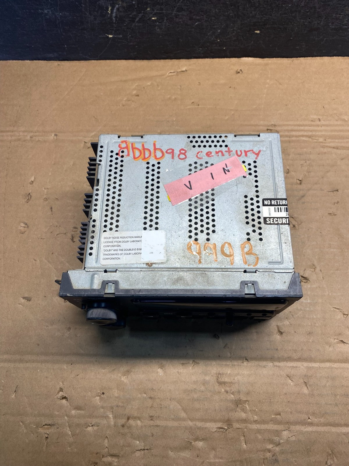 1997 to 2003 Buick Lesabre AM/FM Stereo Cassette Radio AD9626 DG3