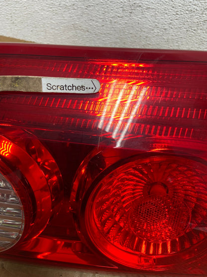 2006 to 2010 Toyota Sienna Right Passenger Rh Inner Tail Light AE0398 LK3