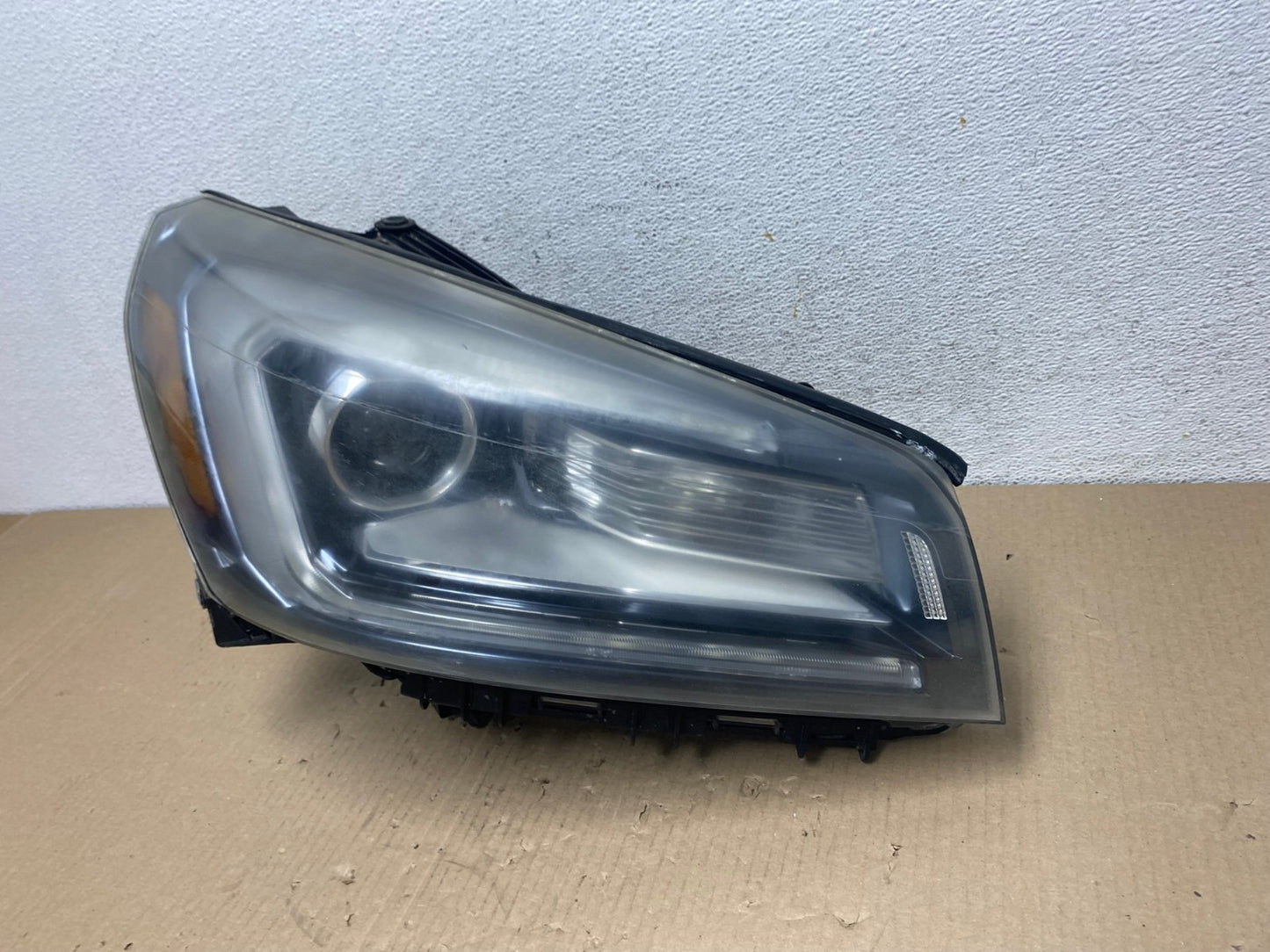 2013-2016 Gmc Acadia Right Passenger RH Side Led Halogen Headlight AE9583 LK1