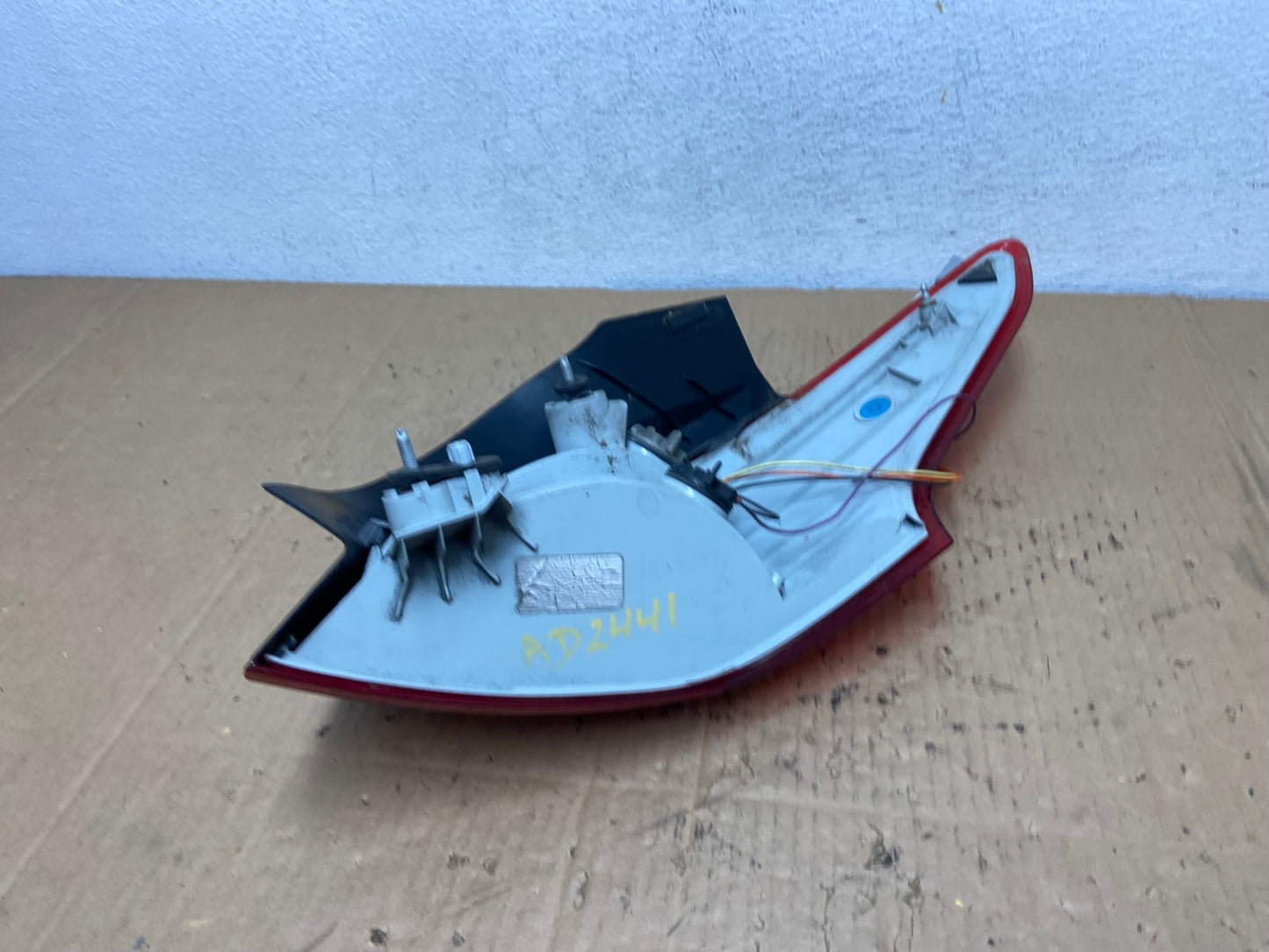 2015 - 2018 Ford Focus Sedan Left Driver LH Tail Light AD2441 LK5
