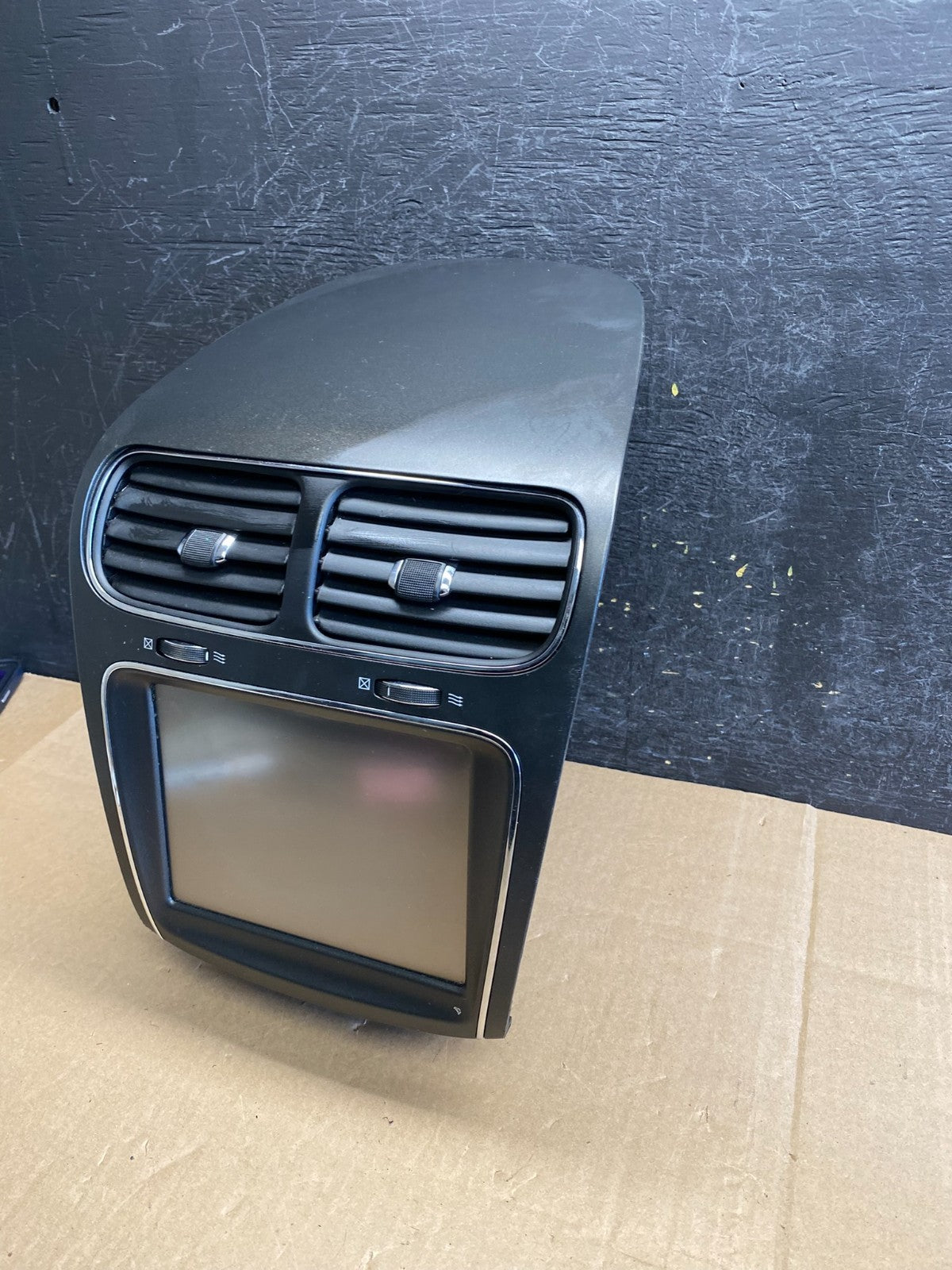 2011 to 2019 Dodge Journey 8.4 Radio Display Screen Air Vents AI3167 DG2