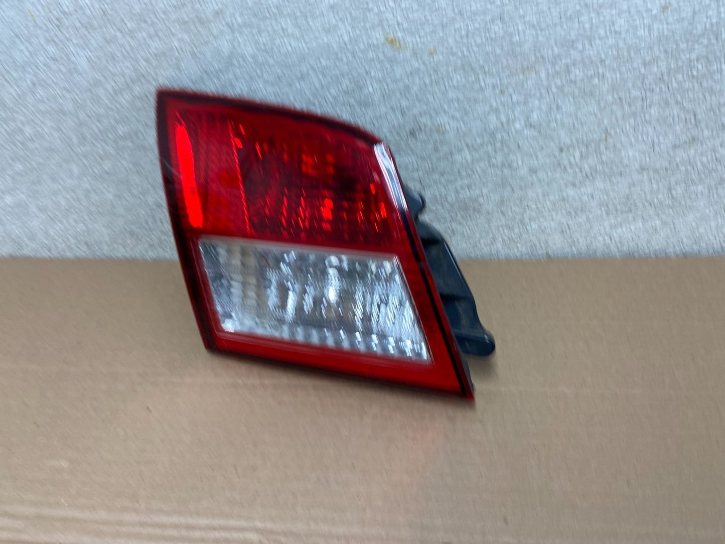 2002 - 2004 Infiniti i35 Inner Left Driver LH Side Tail Light OEM AB0954 LK1