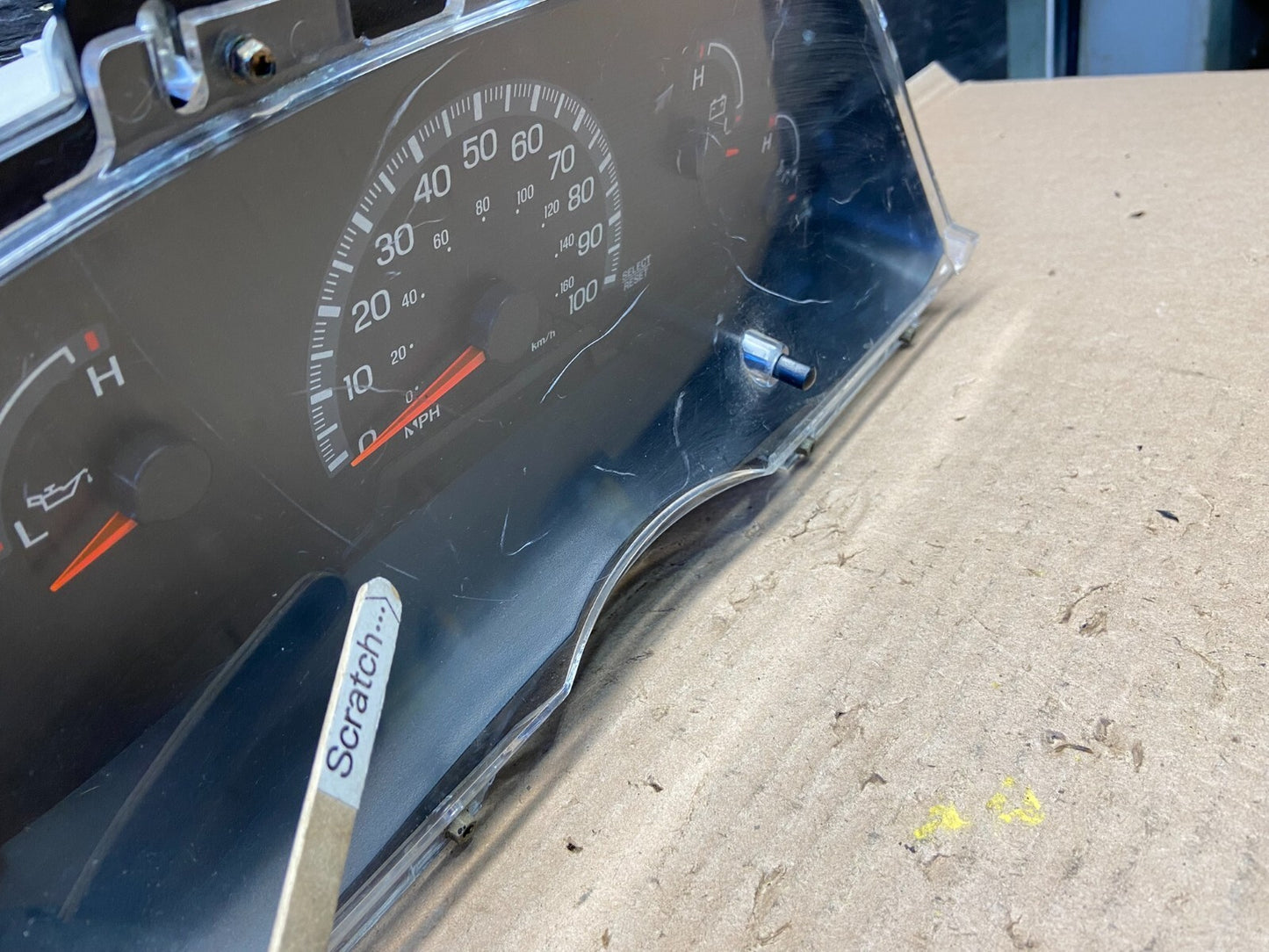 2000 2001 2002 Ford Expedition Speedometer Instrument Gauge Cluster J4915 PS1
