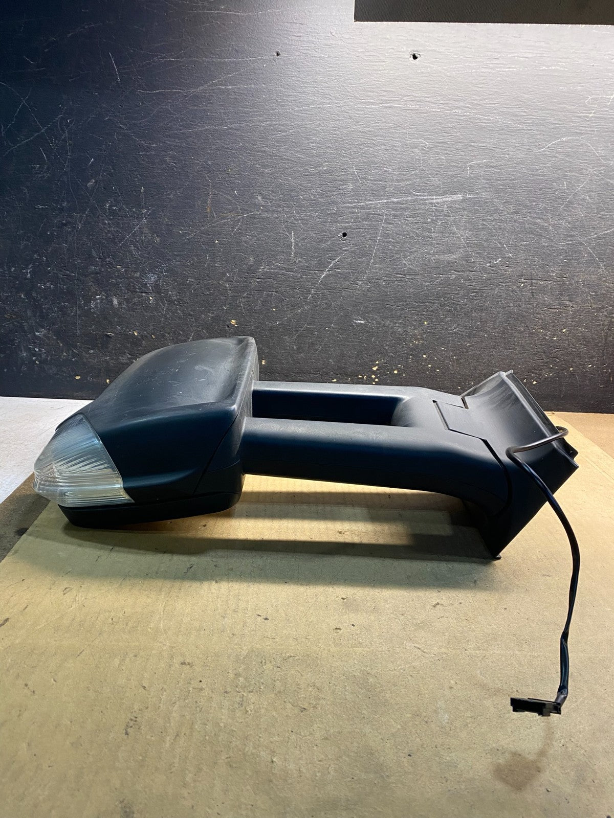 2007 to 2017 Mercedes-Benz Sprinter Right Passenger View Door Mirror OE Z2378 DG3