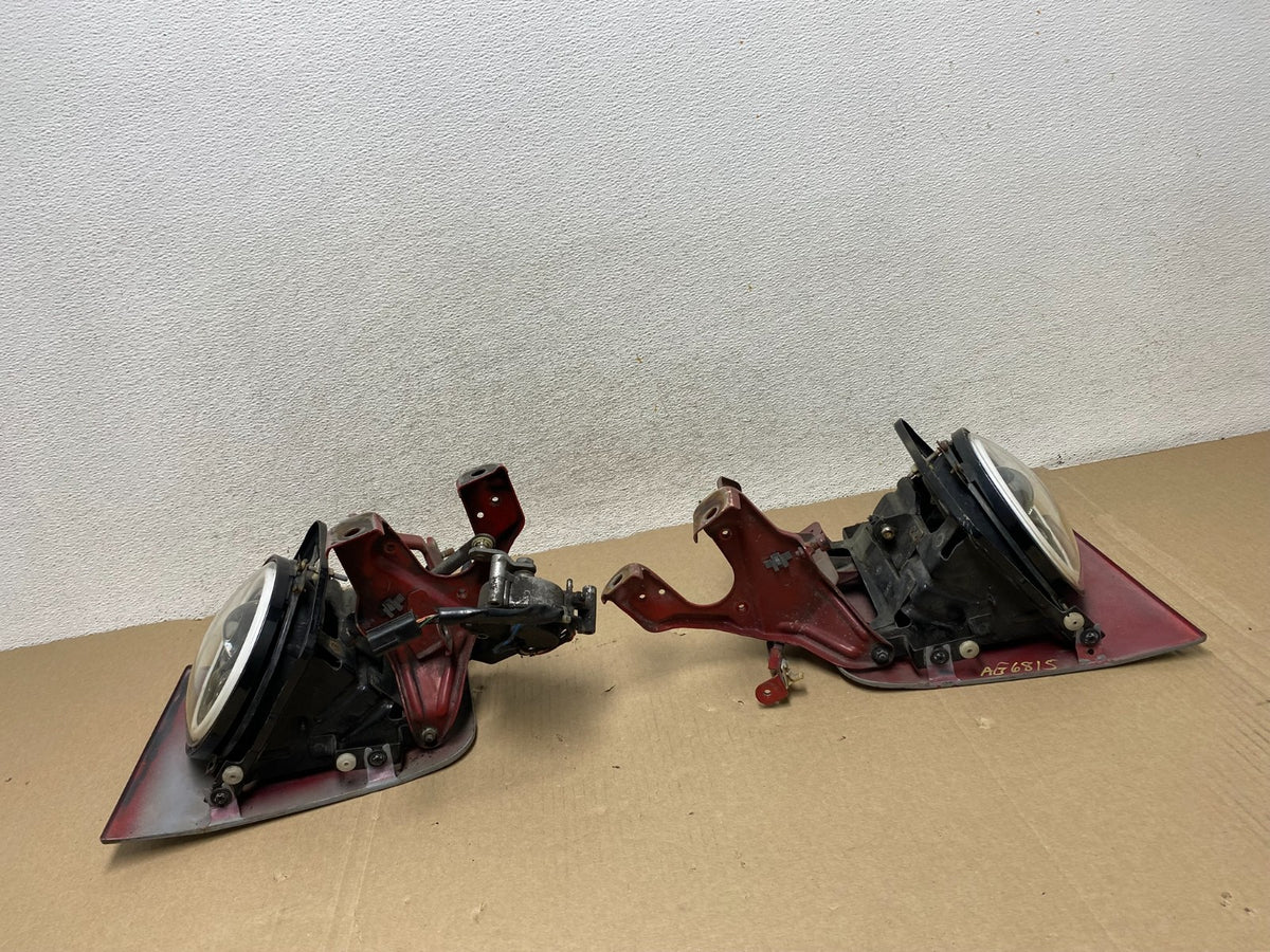 1990 to 1997 Mazda MX-5 Miata Left+Right Headlights AG68157