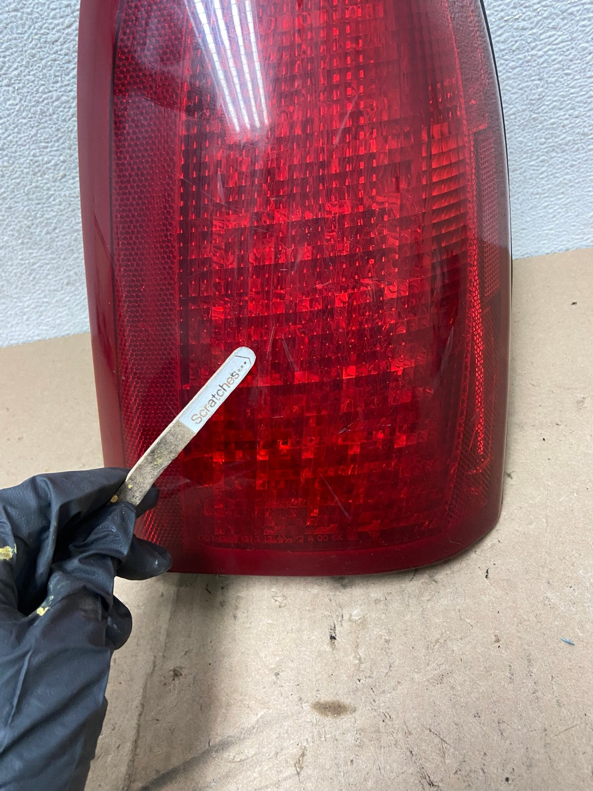 2000 to 2005 Cadillac Deville Right Passenger Rh Side Tail Light AG4913 LK3