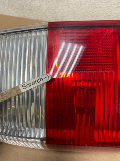 2010-2018 Mercedes Sprinter Right Passenger Rh Tail Light O7581 DW3
