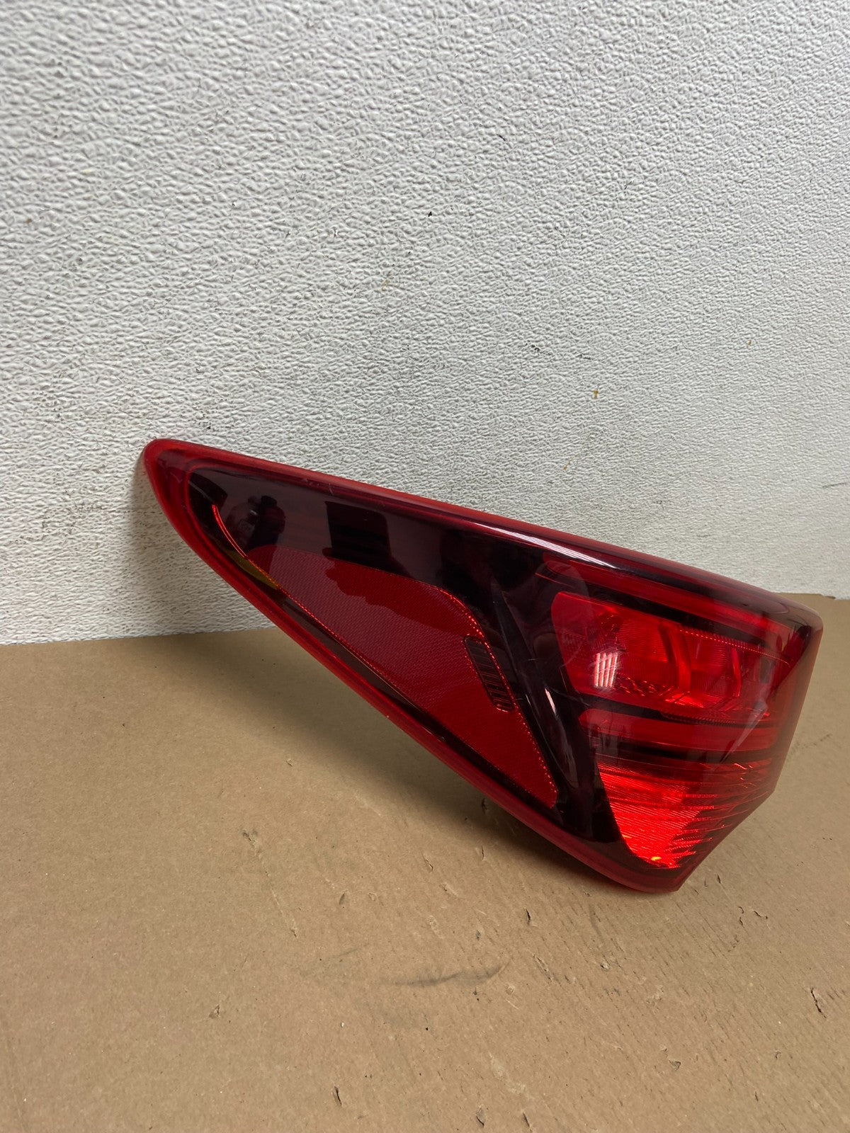 2017 - 2018 Hyundai Santa Fe Left Driver LH Side Tail Light AD6466 DG2