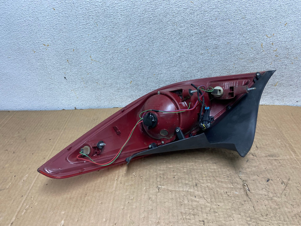 2006 - 2009 Pontiac G6 Coupe Left Driver LH Side Tail Light AI8237 LK4