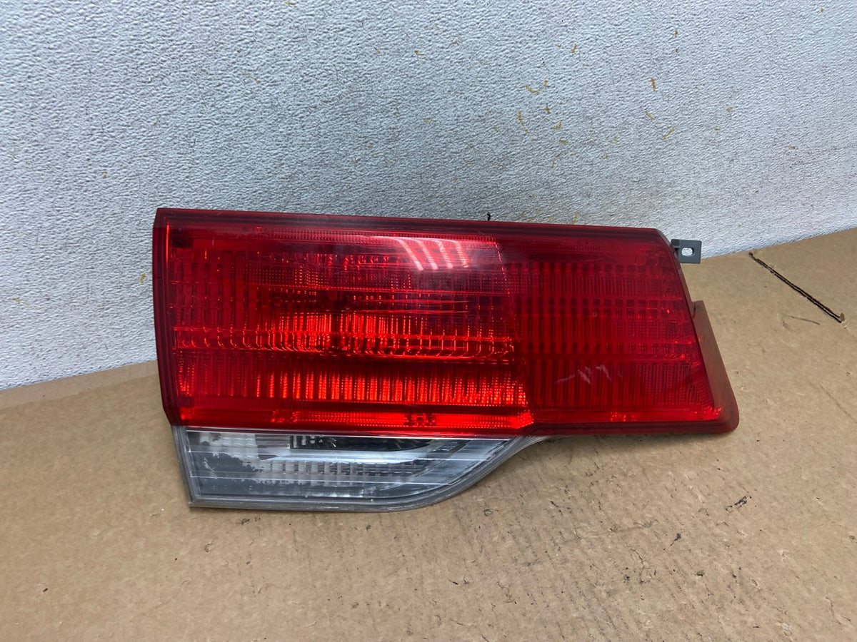 2008 to 2010 Honda Odyssey Left Driver LH Side Tail Light Inner AI3511 LK0