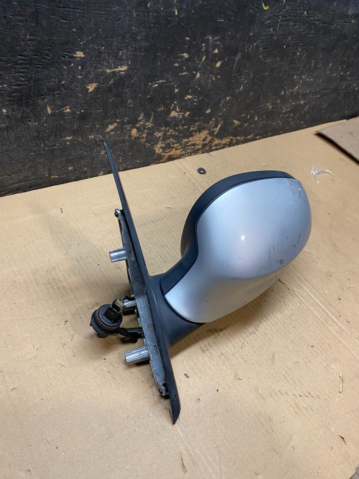 2009 to 2011 BMW 328i 335i Left Driver Lh Side View Door Mirror OEM  X3019 MS2
