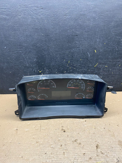 2016 to 2017 Volvo VN Speedometer Cluster Gauge S8831 DG0