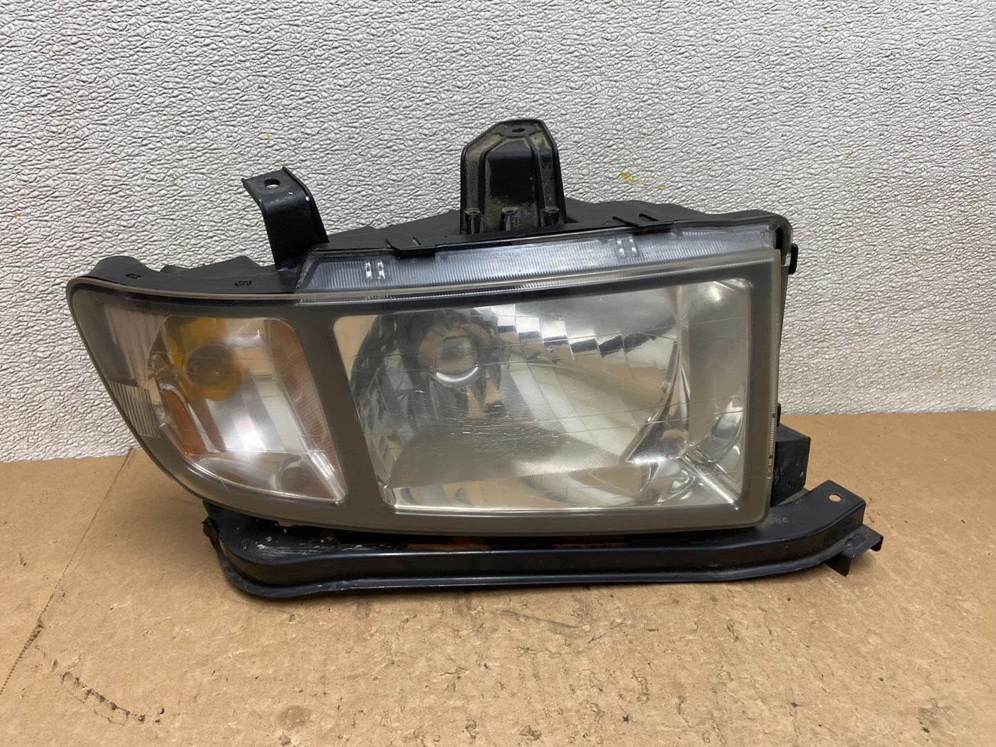2006 2007 2008  Honda Ridgeline Right Passenger Halogen Headlight Oem Z9256 DW0