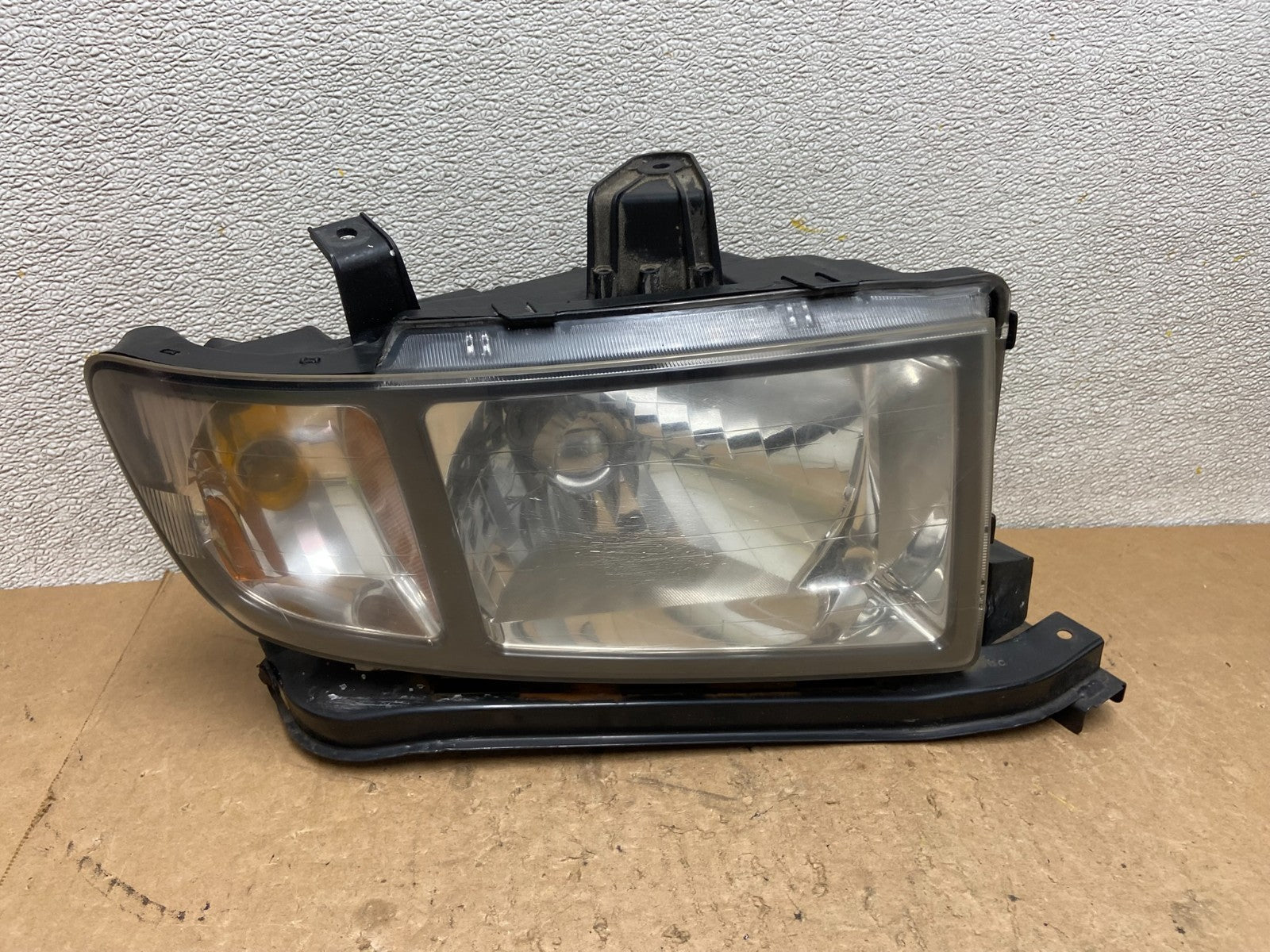 2006 2007 2008  Honda Ridgeline Right Passenger Halogen Headlight Oem Z9256 DW0