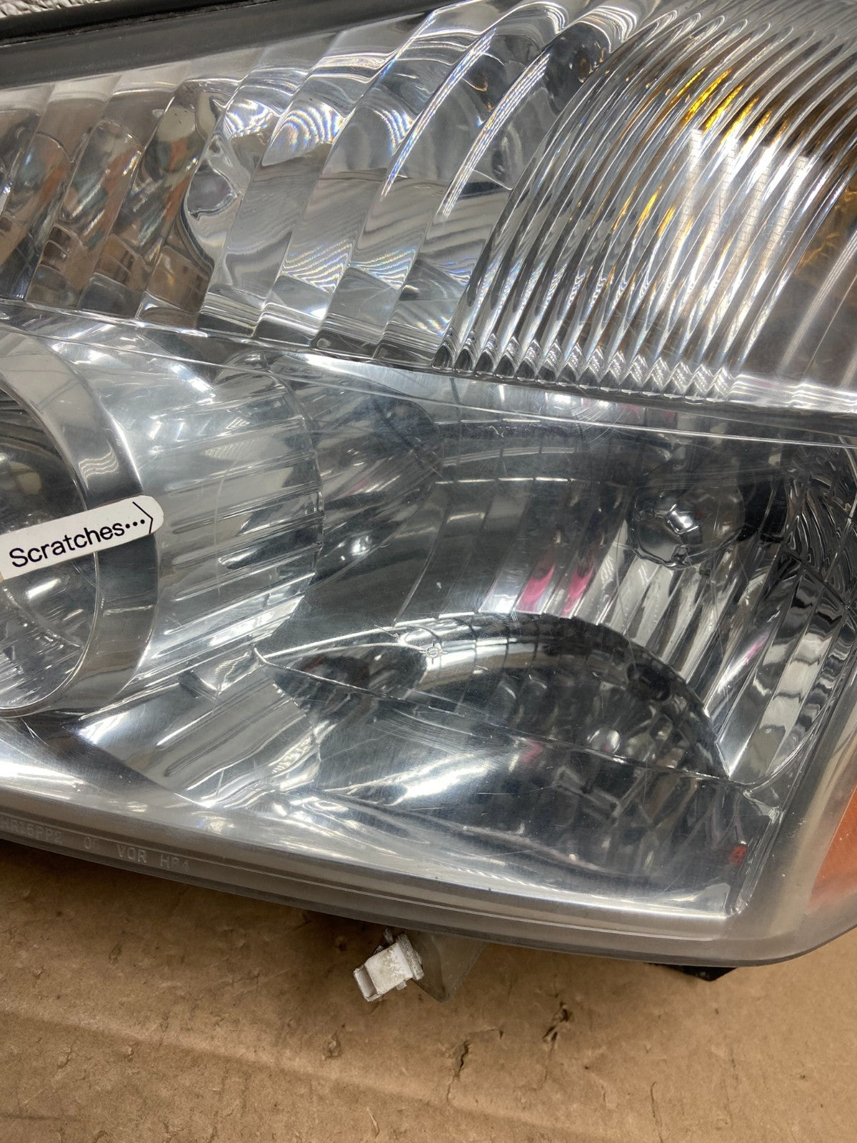 2004 to 2007 Nissan Armada Left Driver Lh Side Headlight Halogen Y2877 DW3