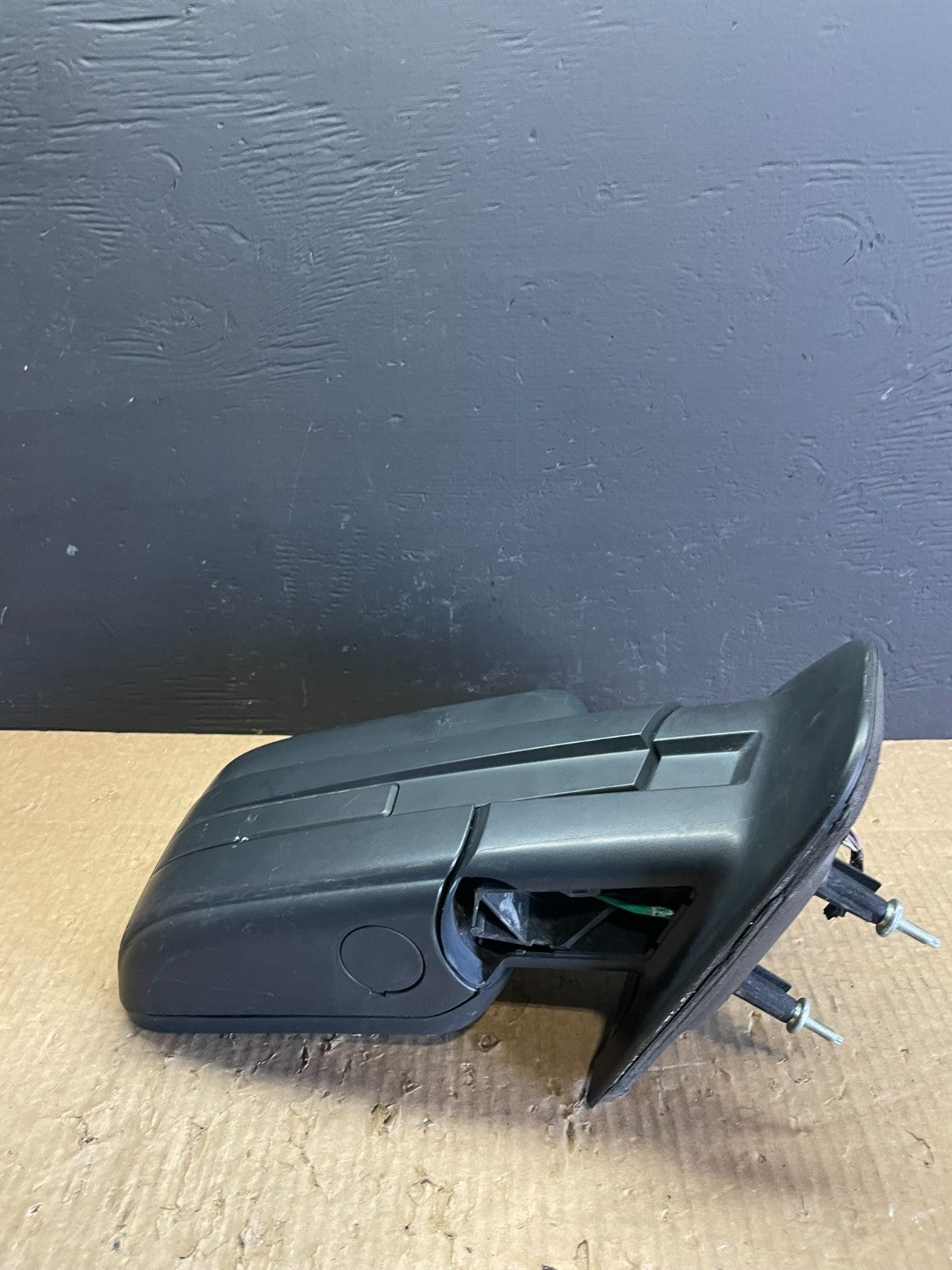 2007 to 2014 Ford F150 Right Passenger View Door Mirror OEM AB3263 MS8