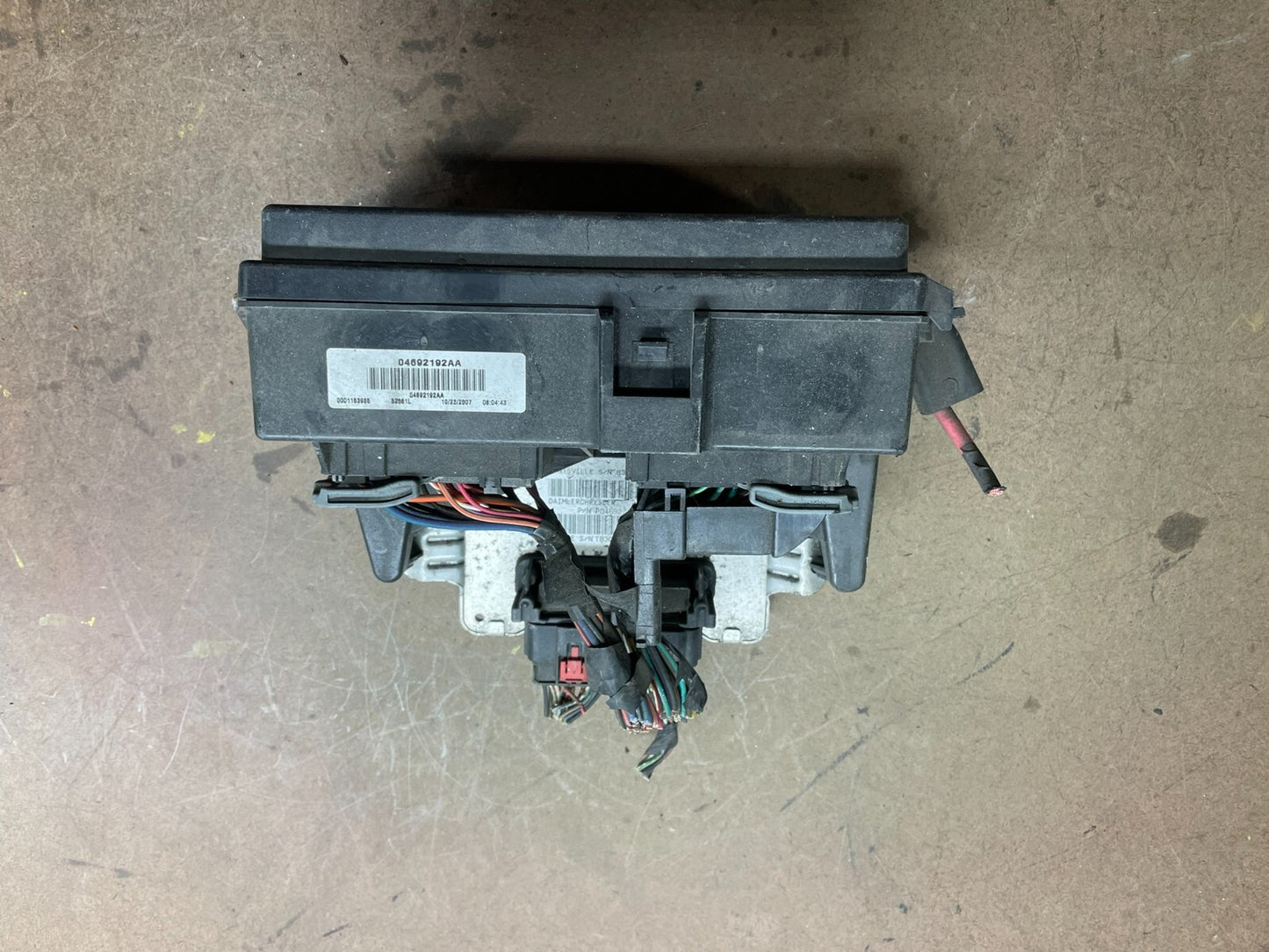 2008 Dodge Durango Multifunction Unit Module Fuse Box Body Control Oem y1145 DG0