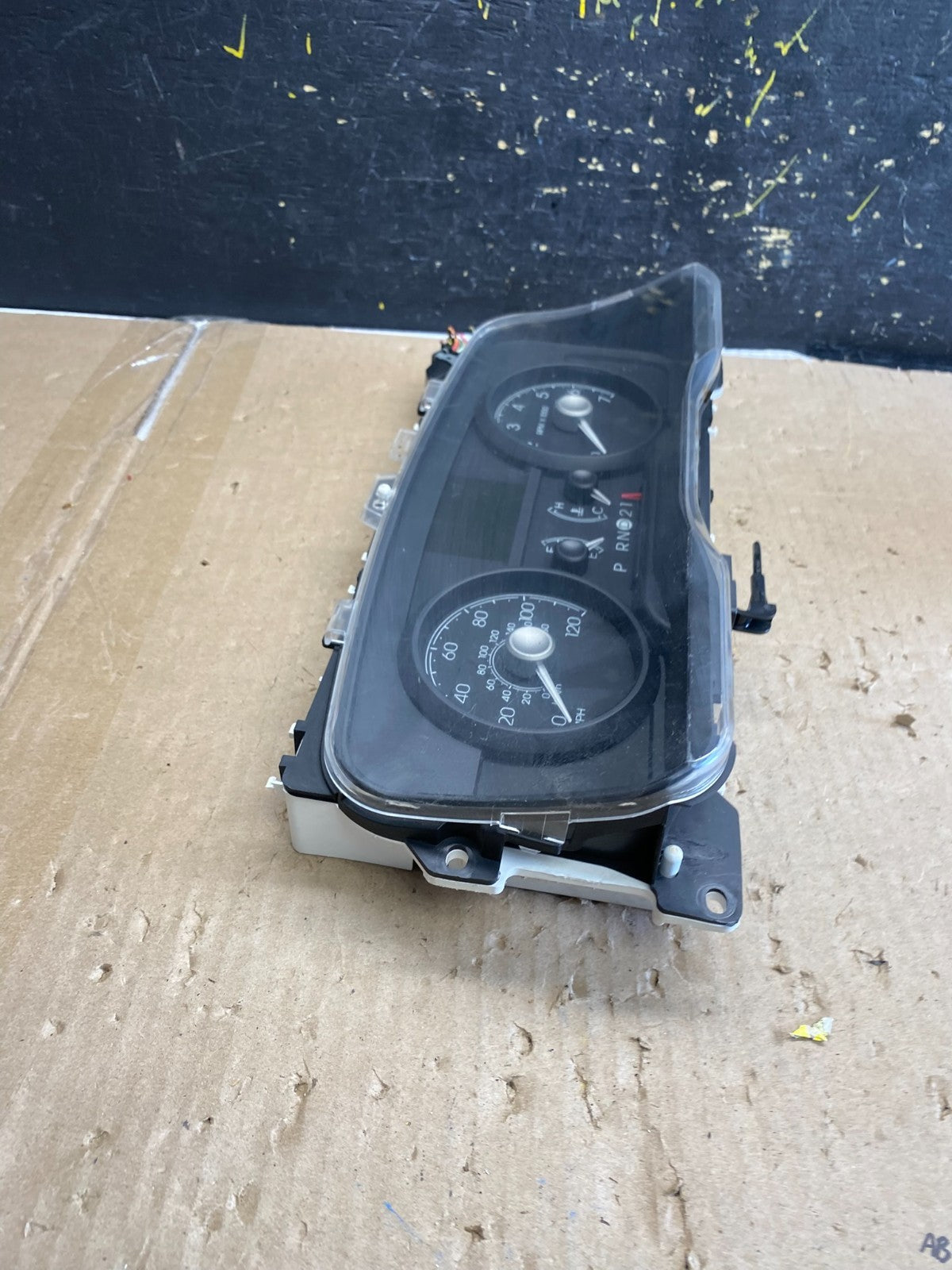 2009 to 2010 Mercury Marquis Speedometer Cluster Gauge Oem ab2209 DG2